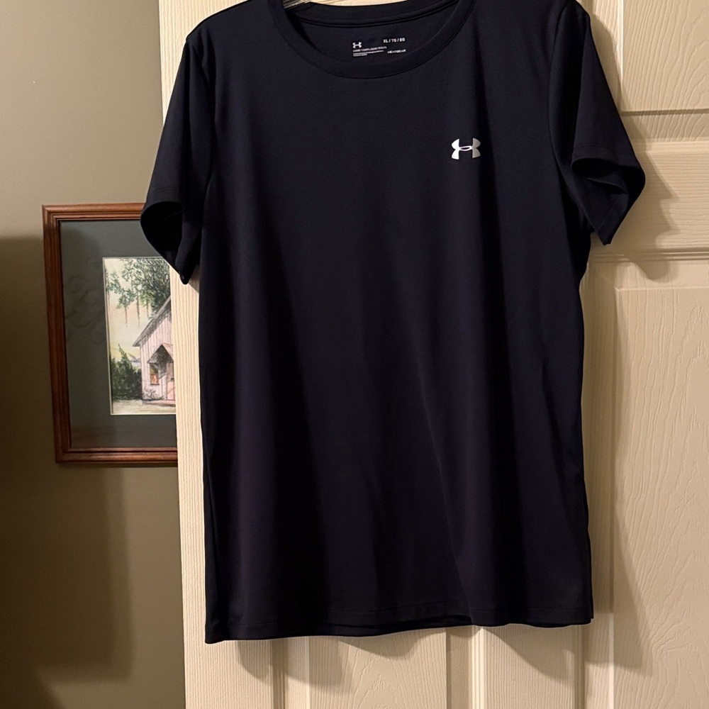 Under Armour Black T-Shirt